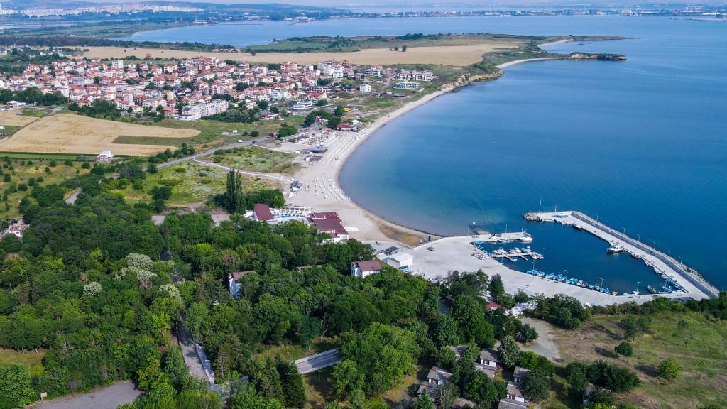 Цени на имотите в Крайморие 2026 – морски район до Бургас